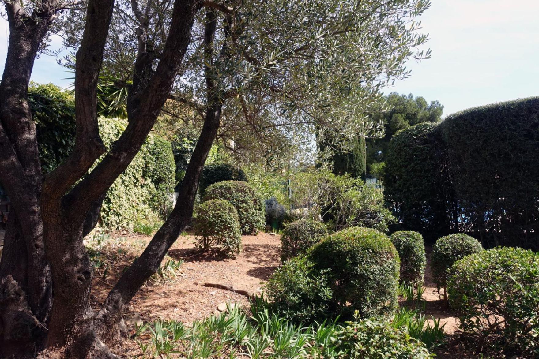 Apartment Les Jardins De Bandol, Piscine Privee, Belle Vue Bandol